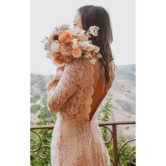 Show Me Your Mumu Natalie Maxi Dress in Champagne Forever Lace - Picture 3 of 5